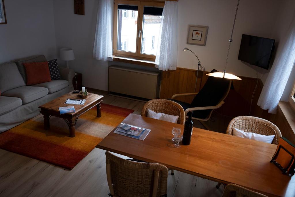 Chasa Archas room 6